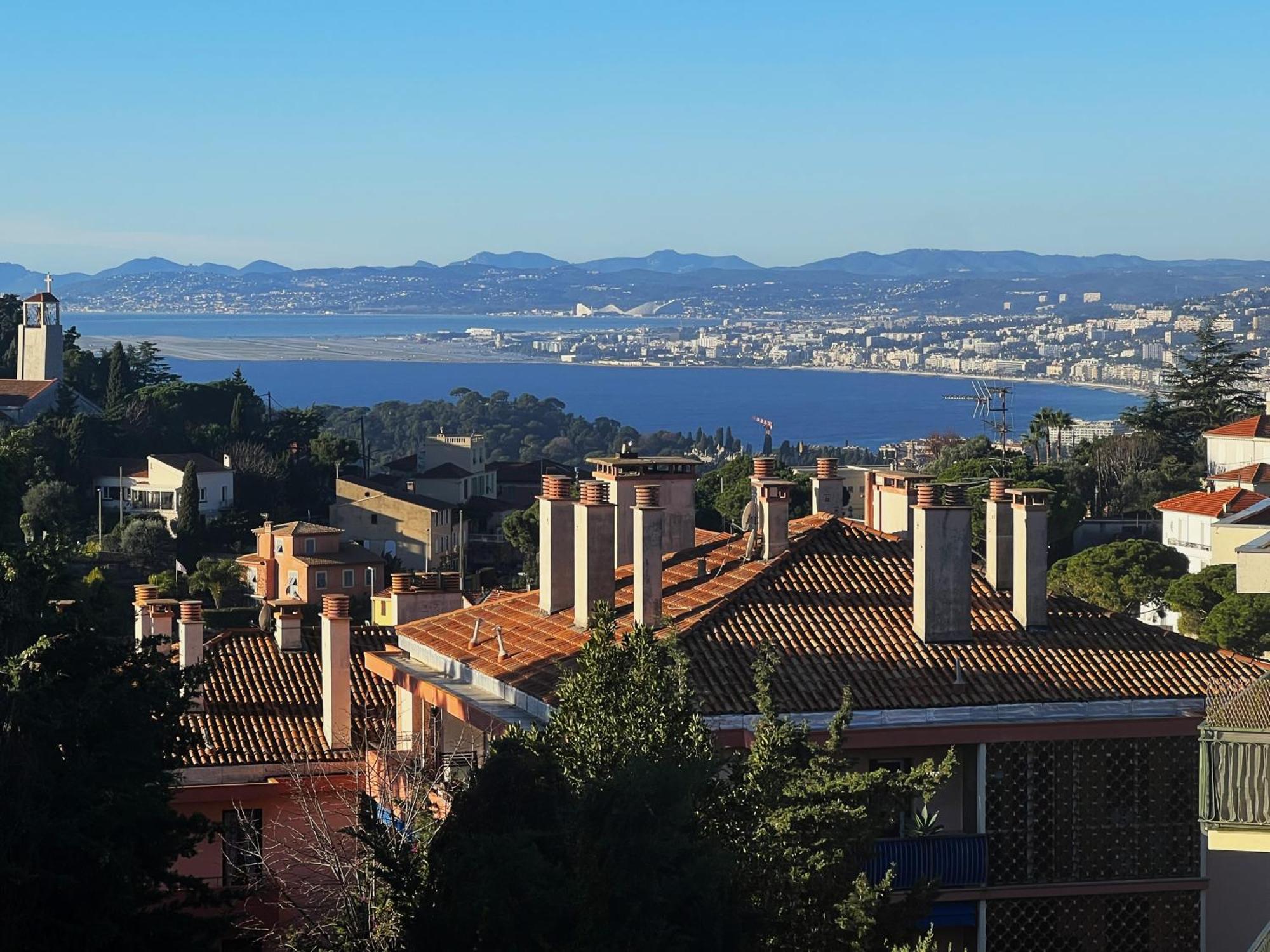 Agreable 3 Pieces Climatise Avec Vue Mer Et Parking Villefranche-sur-Mer Exterior photo